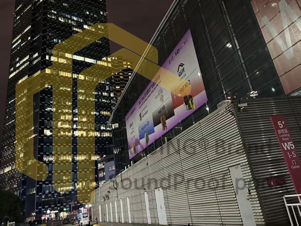 Premium Soundproof Phone Booths Shine at Shanghai International Expo 2025